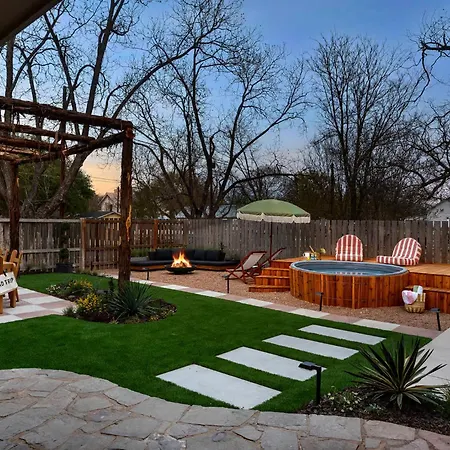 Close To Main Hot Tub Cowboy Pool Fire Pit